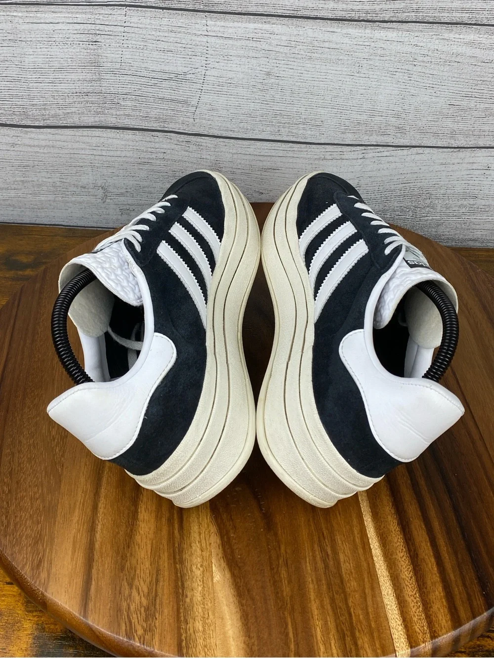 adidas Gazelle Bold Black White Platform Sneakers HQ6912 Women’s Shoe Size 9